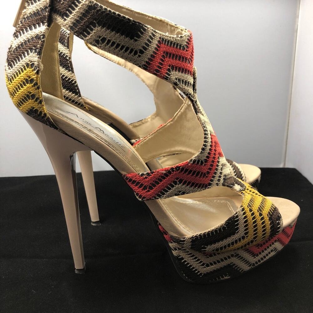 Woven Knit Anne Michelle Socialite Heels 9